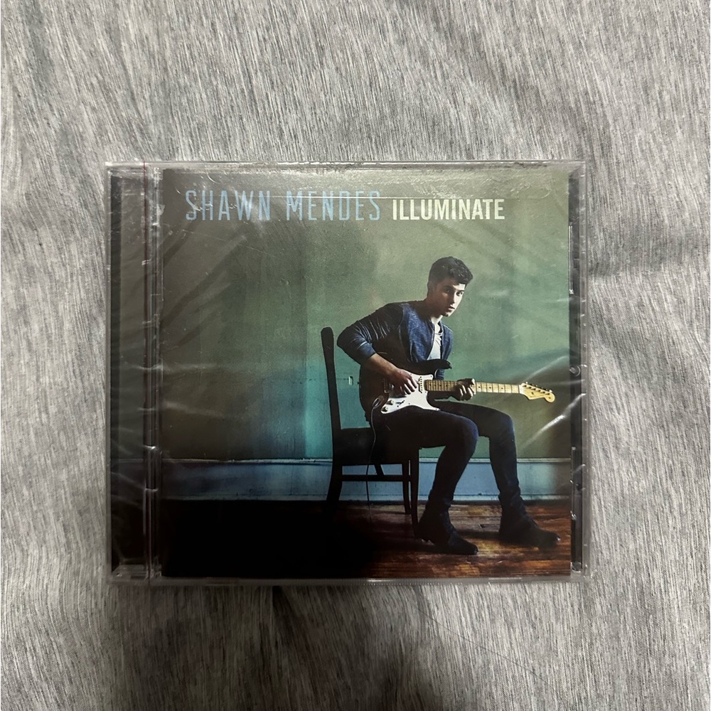 **UNOPENED** Shawn Mendes CD illuminate album